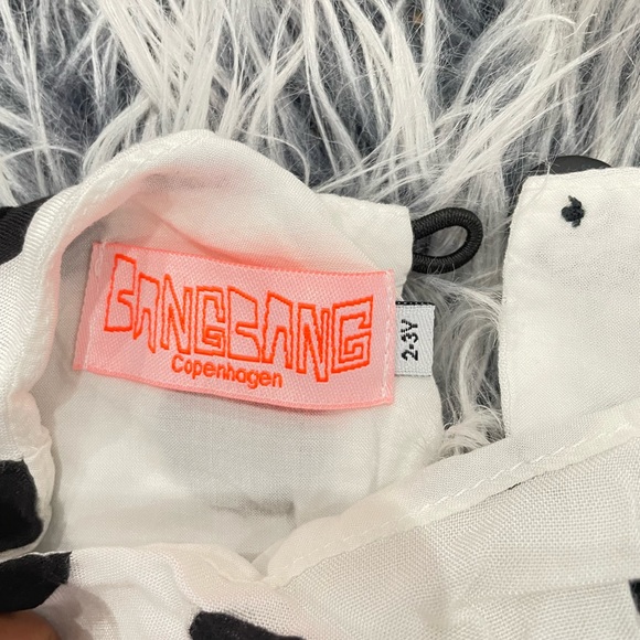 Polka dot swan dress - Picture 2 of 2